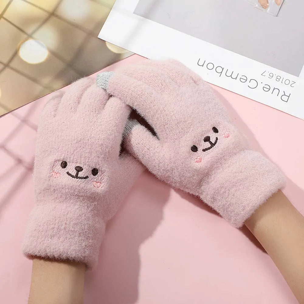 guantes kawaii rosas puestos