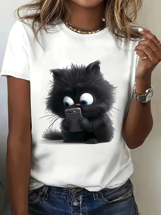 camiseta de gatito puesta en modelo