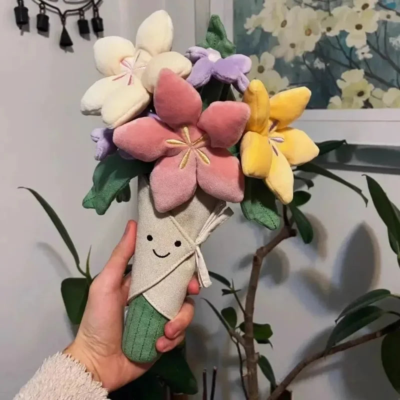 Mano sosteniendo flor de peluche kawaii con una planta y un cuadro de fondo