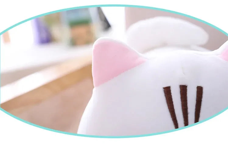 detalle oreja gatito kawaii súper suave blanco